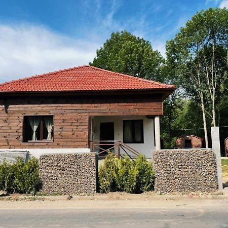 Карамановите Къщи Aprilci Kültér fotó